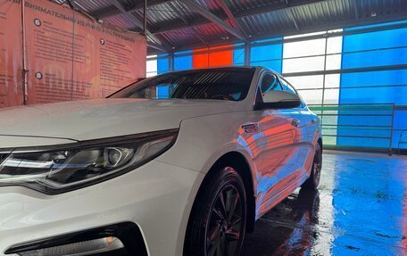 KIA Optima IV, 2018 год, 1 915 000 рублей, 2 фотография
