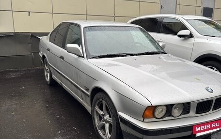 BMW 5 серия, 1989 год, 395 000 рублей, 2 фотография