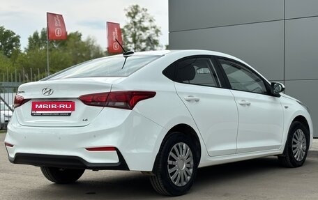 Hyundai Solaris II рестайлинг, 2018 год, 1 395 000 рублей, 5 фотография