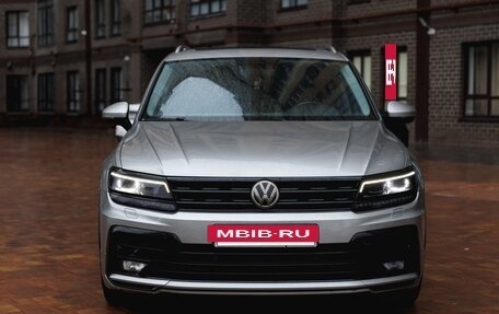 Volkswagen Tiguan II, 2017 год, 3 500 000 рублей, 2 фотография