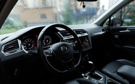 Volkswagen Tiguan II, 2017 год, 3 500 000 рублей, 16 фотография
