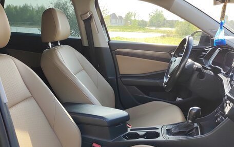 Volkswagen Jetta VII, 2018 год, 1 999 999 рублей, 18 фотография