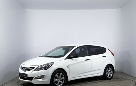Hyundai Solaris II рестайлинг, 2015 год, 870 000 рублей, 1 фотография