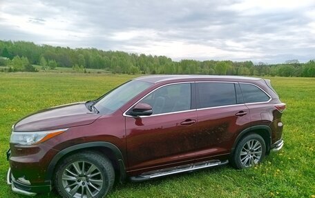 Toyota Highlander III, 2014 год, 2 950 000 рублей, 10 фотография