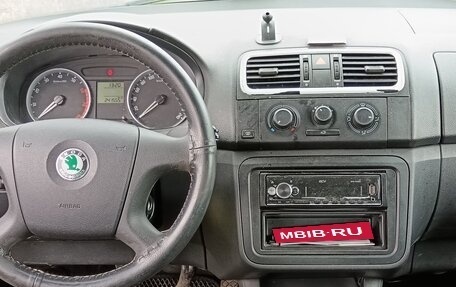 Skoda Fabia I, 2008 год, 380 000 рублей, 2 фотография
