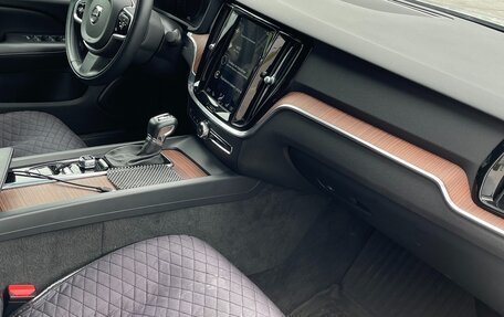Volvo S60 III, 2020 год, 2 700 000 рублей, 7 фотография