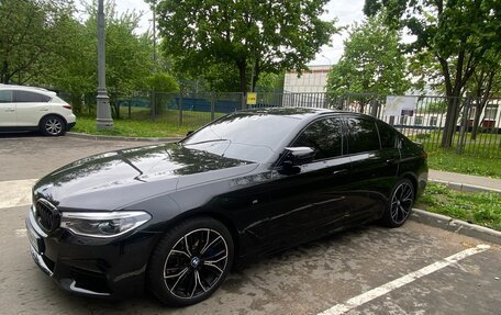 BMW 5 серия, 2019 год, 3 900 000 рублей, 29 фотография
