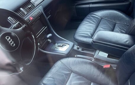 Audi A6, 2003 год, 900 000 рублей, 6 фотография