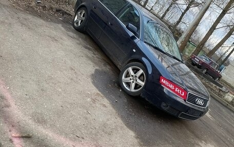 Audi A6, 2003 год, 900 000 рублей, 10 фотография