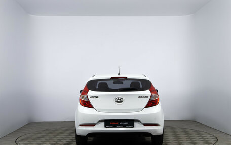 Hyundai Solaris II рестайлинг, 2015 год, 870 000 рублей, 6 фотография