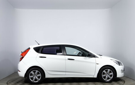 Hyundai Solaris II рестайлинг, 2015 год, 870 000 рублей, 4 фотография