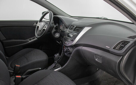 Hyundai Solaris II рестайлинг, 2015 год, 870 000 рублей, 9 фотография