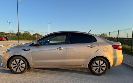 KIA Rio III рестайлинг, 2013 год, 950 000 рублей, 5 фотография