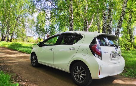 Toyota Aqua I, 2018 год, 1 285 000 рублей, 5 фотография