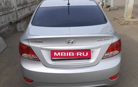 Hyundai Solaris II рестайлинг, 2011 год, 880 000 рублей, 7 фотография