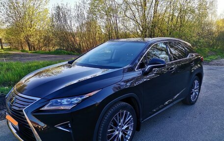 Lexus RX IV рестайлинг, 2018 год, 4 500 000 рублей, 3 фотография