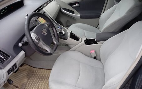 Toyota Prius, 2010 год, 1 300 000 рублей, 14 фотография