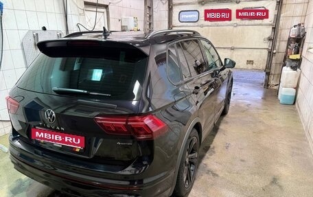 Volkswagen Tiguan II, 2021 год, 4 300 000 рублей, 5 фотография