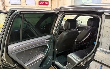 Volkswagen Tiguan II, 2021 год, 4 300 000 рублей, 13 фотография