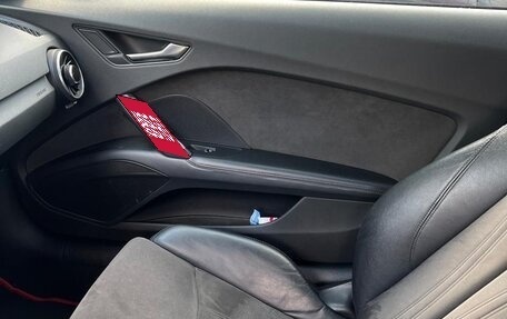 Audi TT, 2014 год, 2 800 000 рублей, 14 фотография