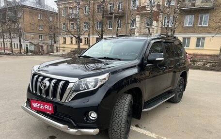 Toyota Land Cruiser Prado 150 рестайлинг 2, 2016 год, 3 500 000 рублей, 8 фотография