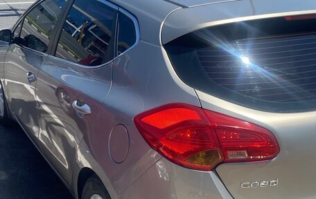KIA cee'd III, 2012 год, 999 999 рублей, 9 фотография