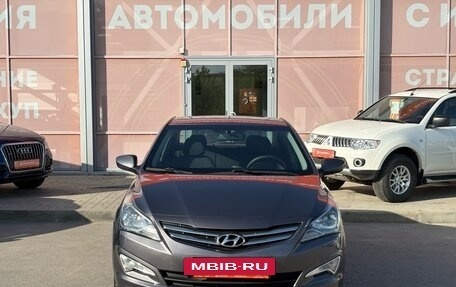 Hyundai Solaris II рестайлинг, 2014 год, 800 000 рублей, 2 фотография