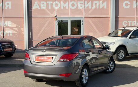 Hyundai Solaris II рестайлинг, 2014 год, 800 000 рублей, 5 фотография