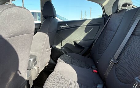 Hyundai Solaris II рестайлинг, 2014 год, 800 000 рублей, 22 фотография