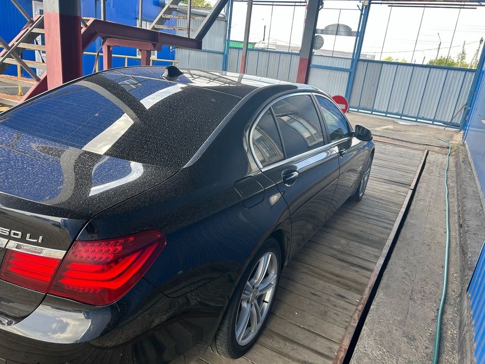 BMW 7 серия F01-F04 рестайлинг, 2014 год, 2 600 000 рублей, 6 фотография