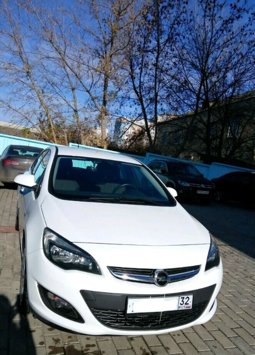 Opel Astra J рестайлинг, 2014 год, 950 000 рублей, 11 фотография