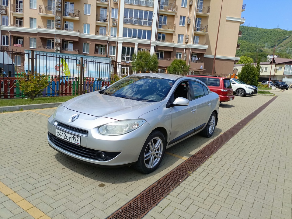 Renault Fluence Z.E, 2011 год, 599 000 рублей, 9 фотография