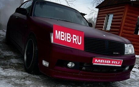 Nissan Gloria XI, 2001 год, 750 000 рублей, 1 фотография
