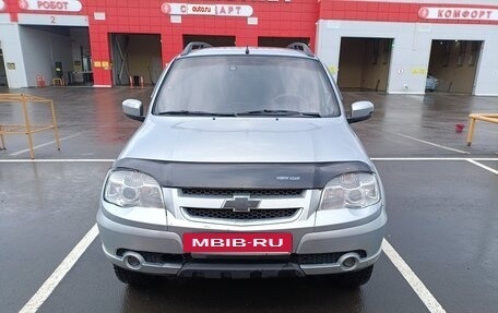 Chevrolet Niva I рестайлинг, 2014 год, 550 000 рублей, 3 фотография