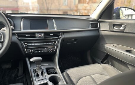 KIA Optima IV, 2017 год, 1 900 000 рублей, 12 фотография