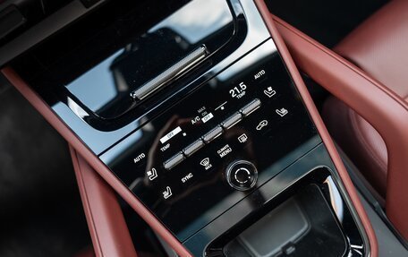 Porsche Cayenne III, 2025 год, 18 490 000 рублей, 19 фотография
