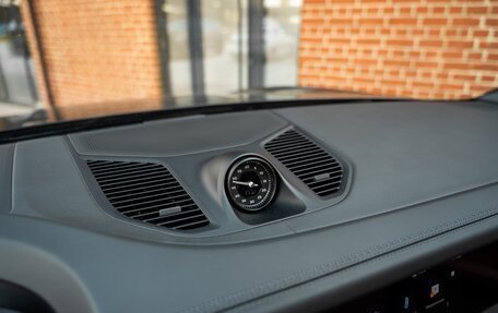 Porsche Cayenne III, 2025 год, 18 490 000 рублей, 21 фотография