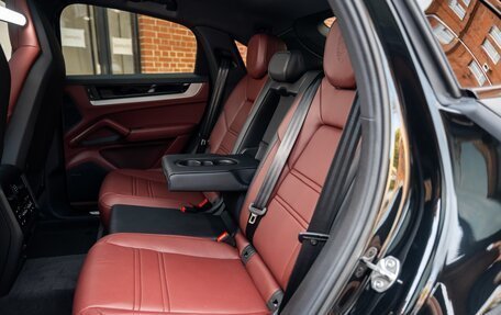 Porsche Cayenne III, 2025 год, 18 490 000 рублей, 26 фотография