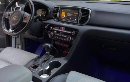 KIA Sportage IV рестайлинг, 2018 год, 2 250 000 рублей, 16 фотография