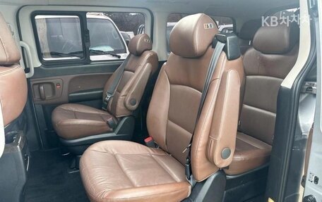 Hyundai Grand Starex Grand Starex I рестайлинг 2, 2020 год, 2 635 000 рублей, 9 фотография