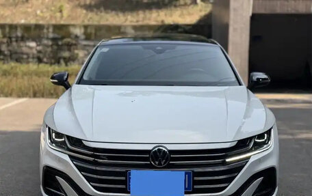 Volkswagen Passat CC, 2021 год, 2 400 000 рублей, 2 фотография