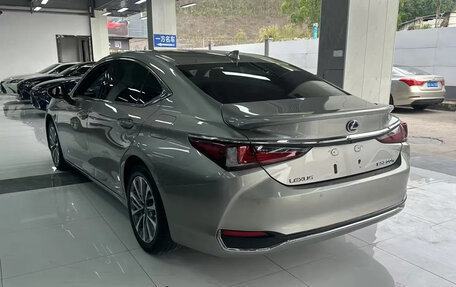 Lexus ES VII, 2022 год, 4 016 000 рублей, 2 фотография