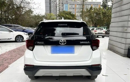 Toyota Yaris XP150 рестайлинг, 2022 год, 1 340 000 рублей, 3 фотография