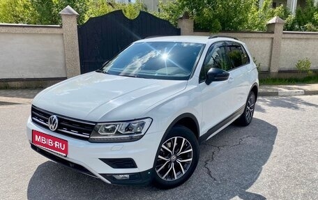 Volkswagen Tiguan II, 2018 год, 2 210 000 рублей, 1 фотография