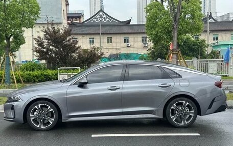 KIA K5, 2022 год, 1 850 000 рублей, 2 фотография