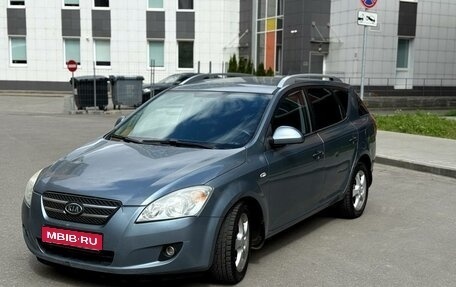KIA cee'd I рестайлинг, 2008 год, 630 000 рублей, 1 фотография