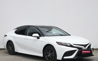 Toyota Camry, 2021 год, 3 299 000 рублей, 1 фотография
