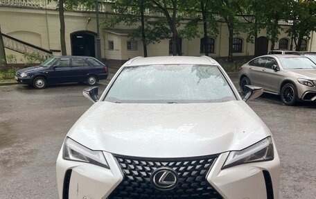 Lexus UX I, 2019 год, 2 600 000 рублей, 1 фотография