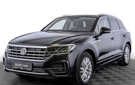 Volkswagen Touareg III, 2018 год, 4 445 000 рублей, 1 фотография
