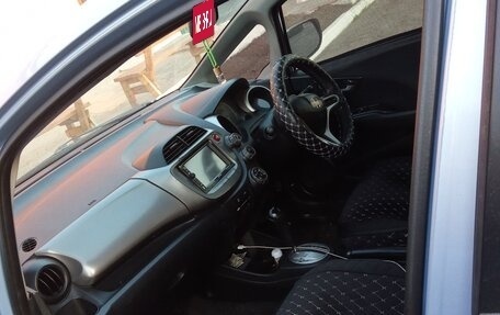 Honda Fit III, 2008 год, 710 000 рублей, 2 фотография